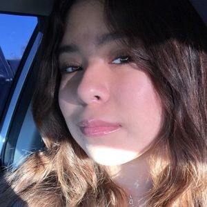 Meet your Posher, Araceli